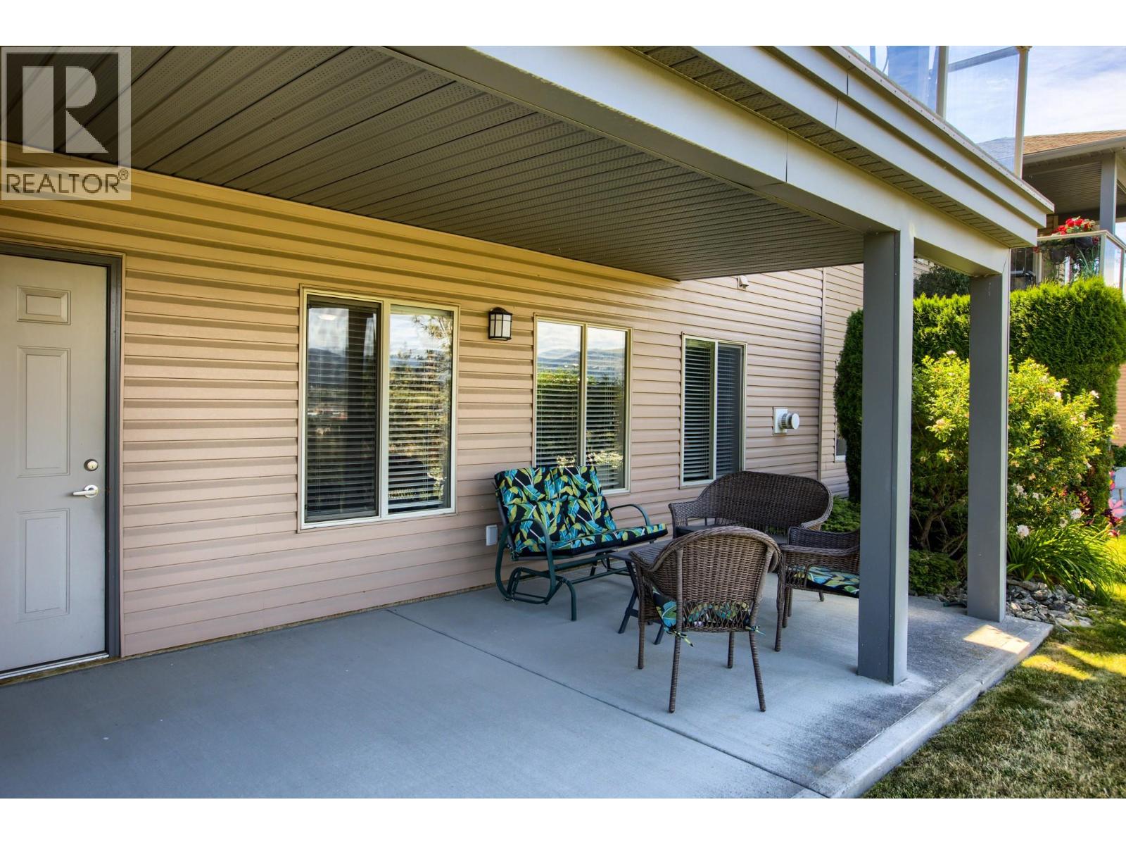 #29 3512 Ridge Boulevard - 36