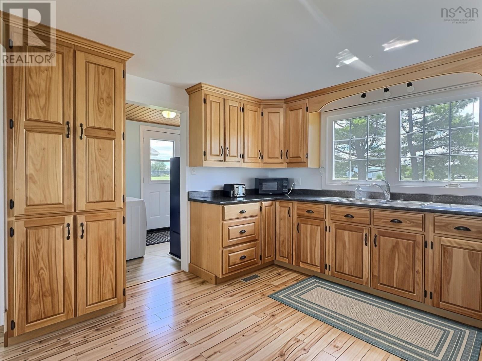 20 Gould Crescent - 3