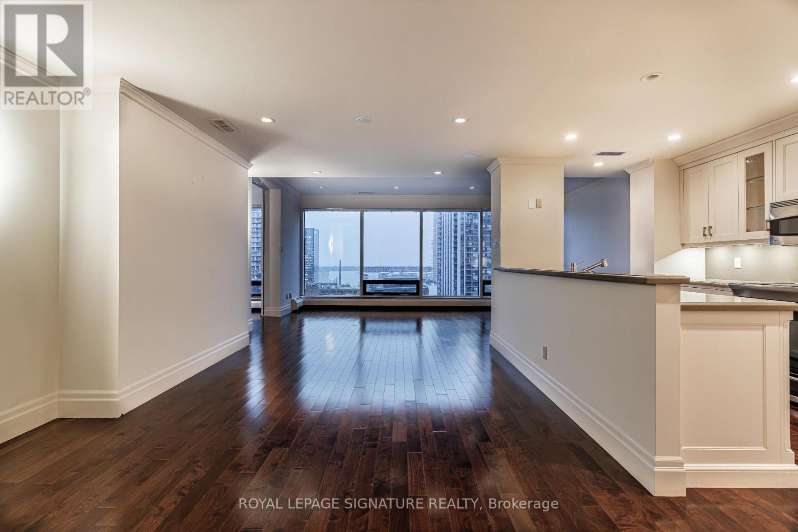 #2202 30 WELLINGTON STREET E - 12
