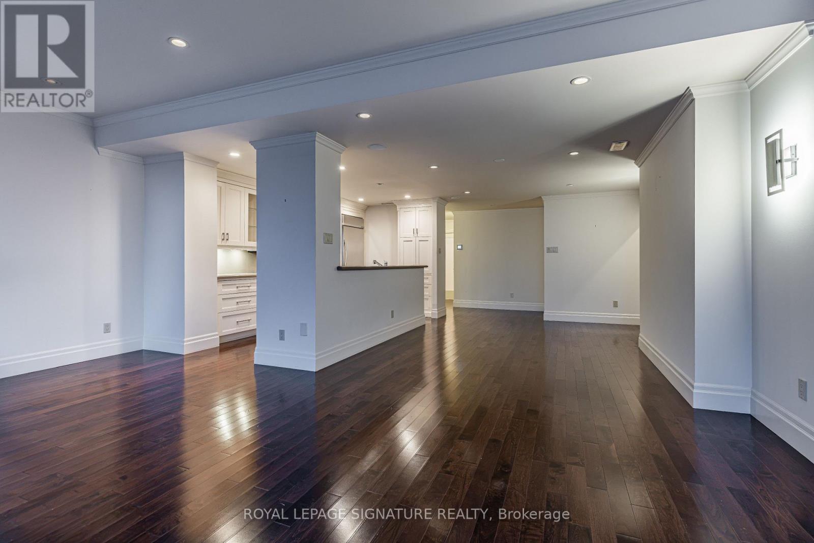 #2202 30 WELLINGTON STREET E - 15