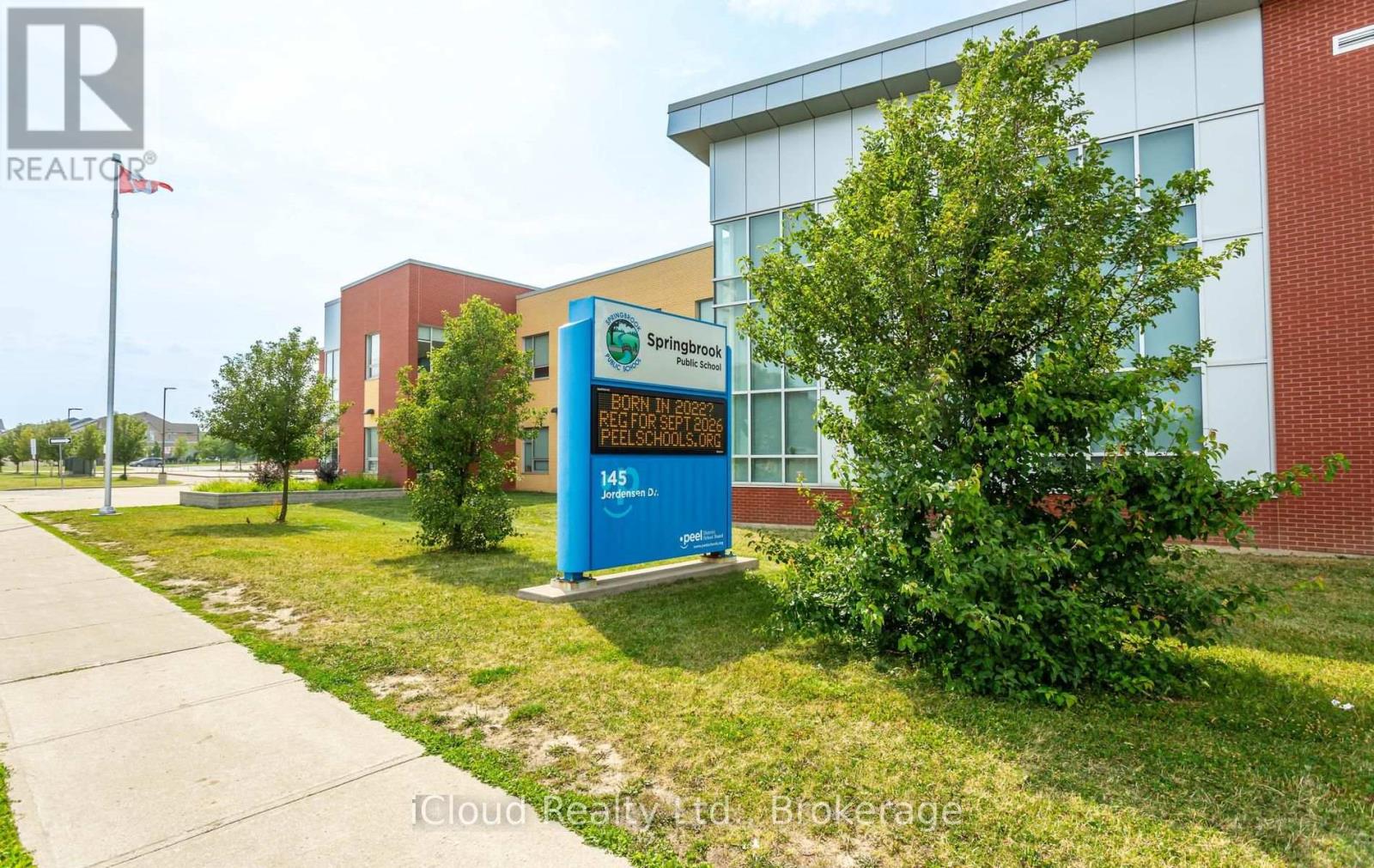 39 FLURRY CIRCLE - 36