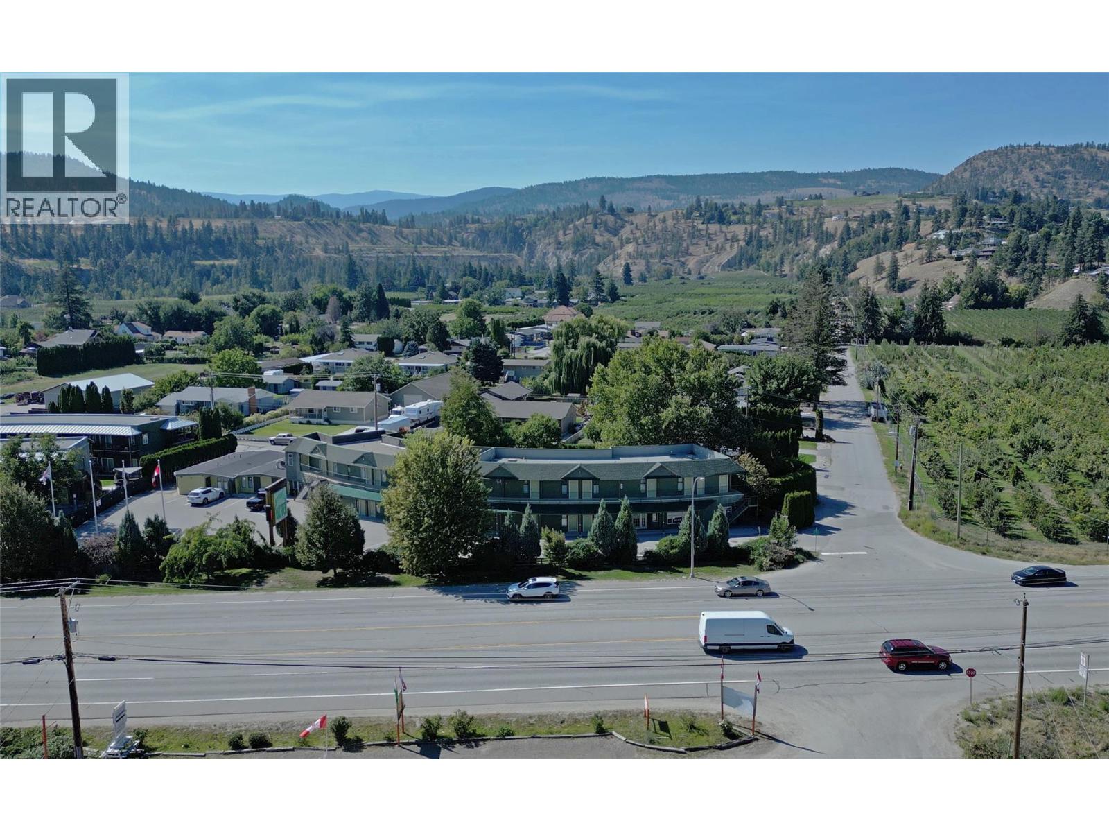  6203 Willow Avenue, Summerland