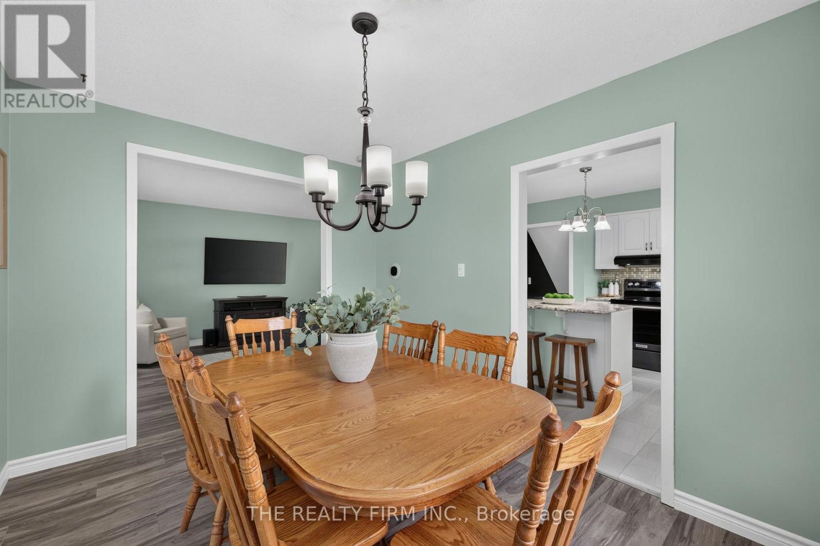 23 CONFEDERATION DRIVE - Image 7