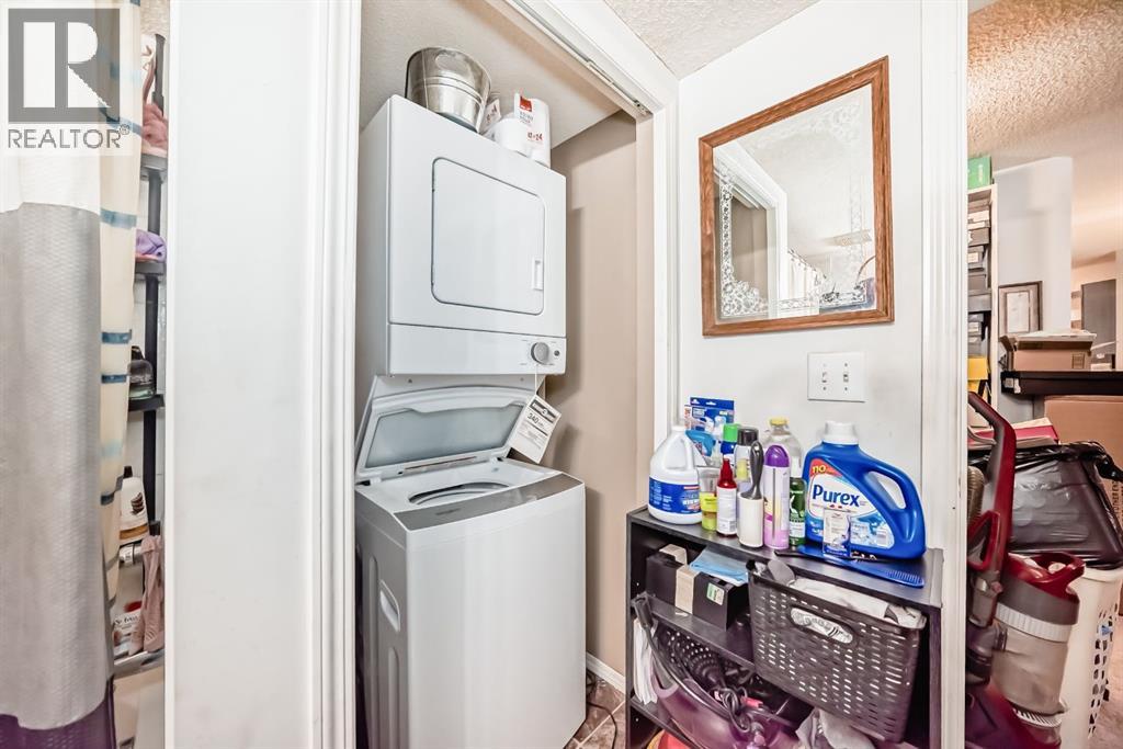 #106 5 Saddlestone Way NE - 28