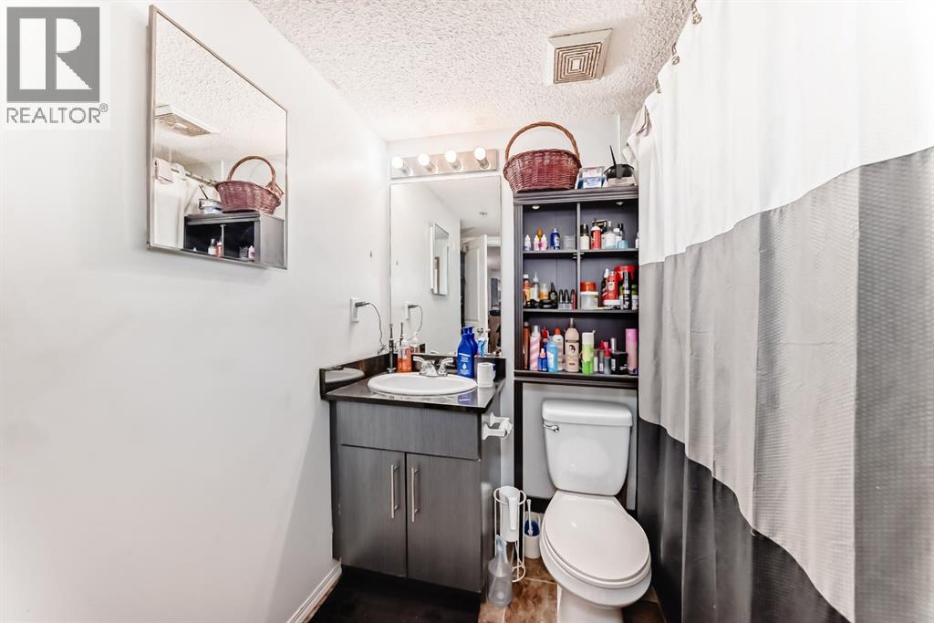 #106 5 Saddlestone Way NE - 25
