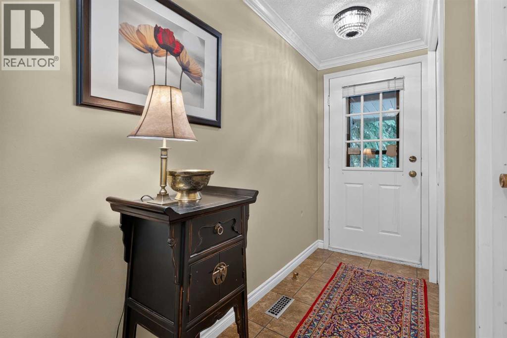 #12 140 Point Drive NW - 5