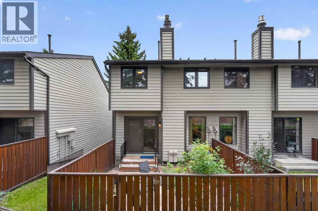 #12 140 Point Drive NW - 37