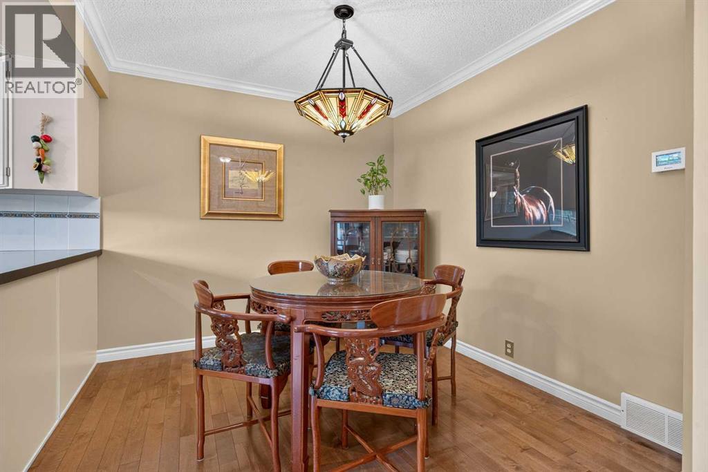 #12 140 Point Drive NW - 12