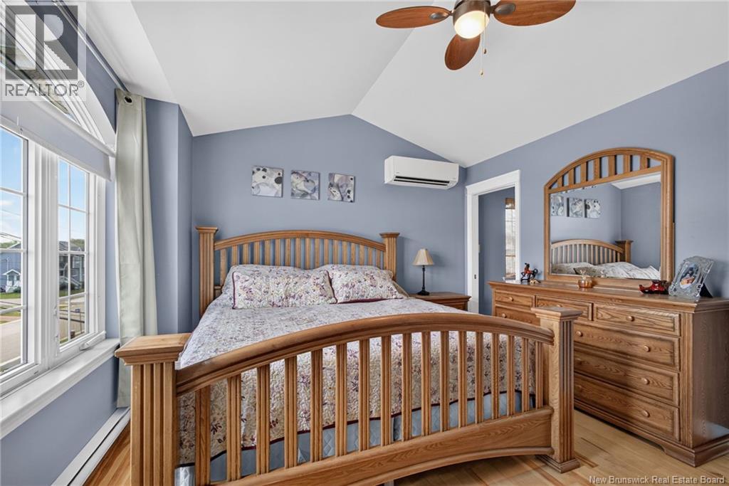 89 Christopher - Image 27