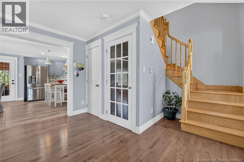 89 Christopher - Image 23