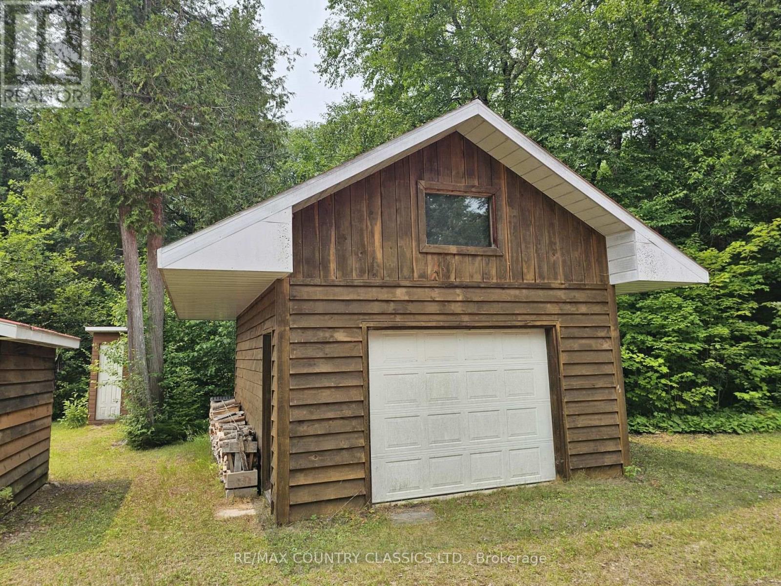 66 DIATOMIKE LANE - 22