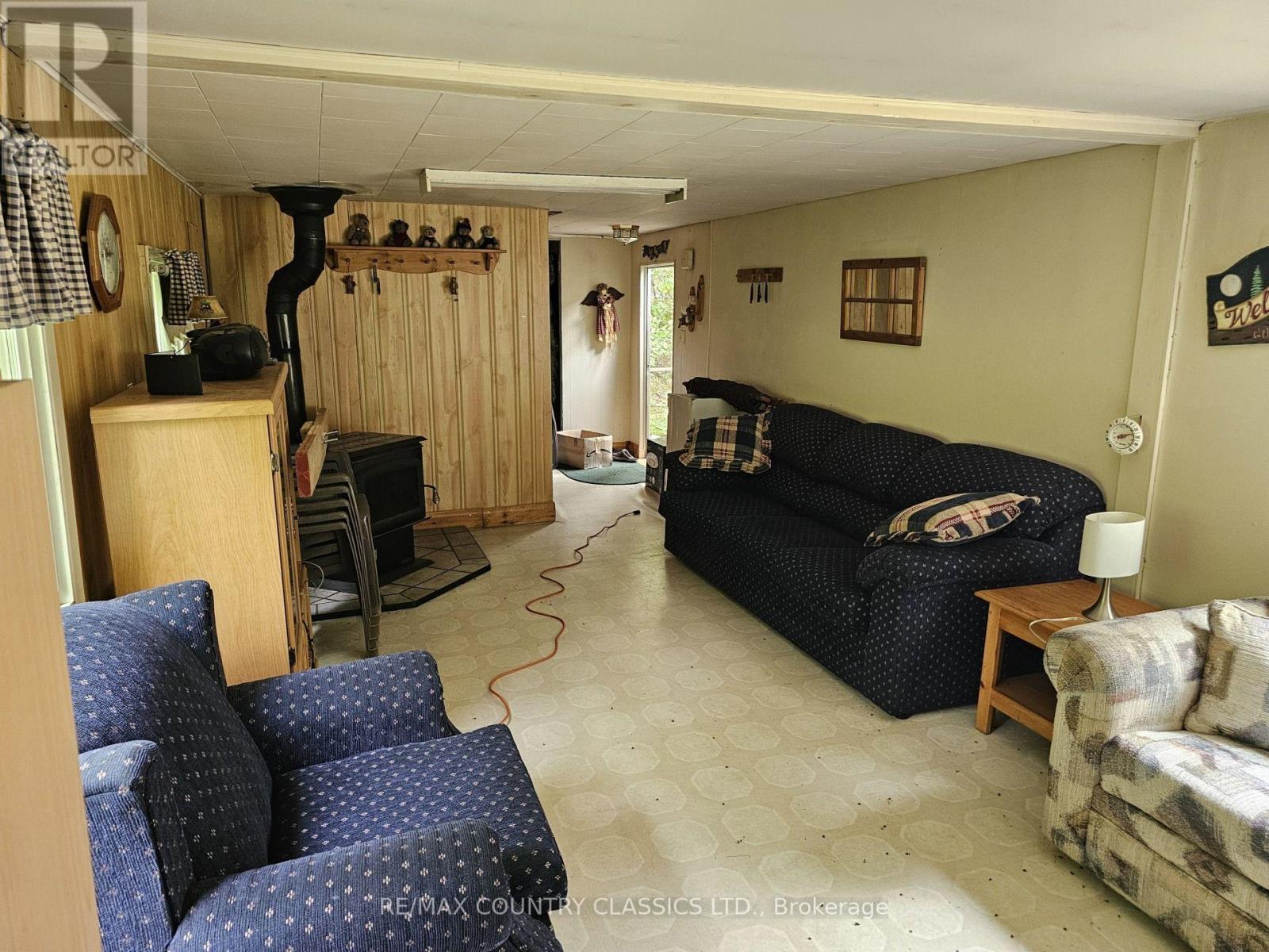 66 DIATOMIKE LANE - 27