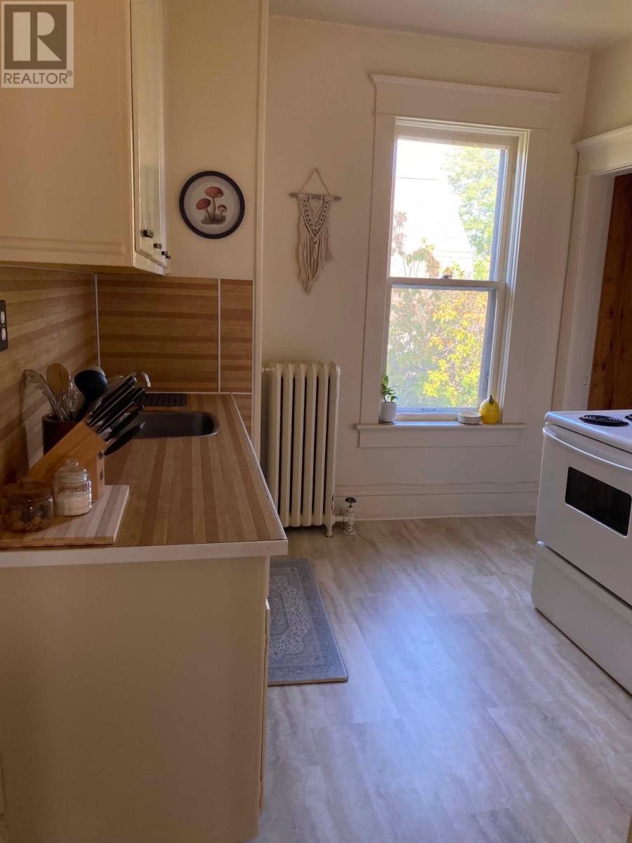 288 Harrington AVE - 18