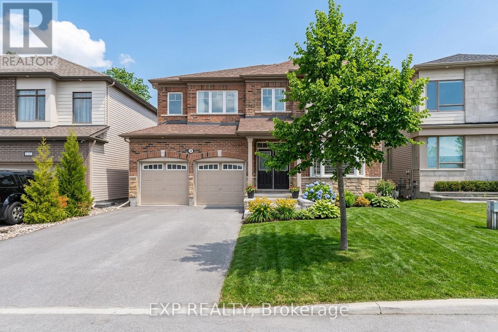 840 STALLION CRESCENT - 1