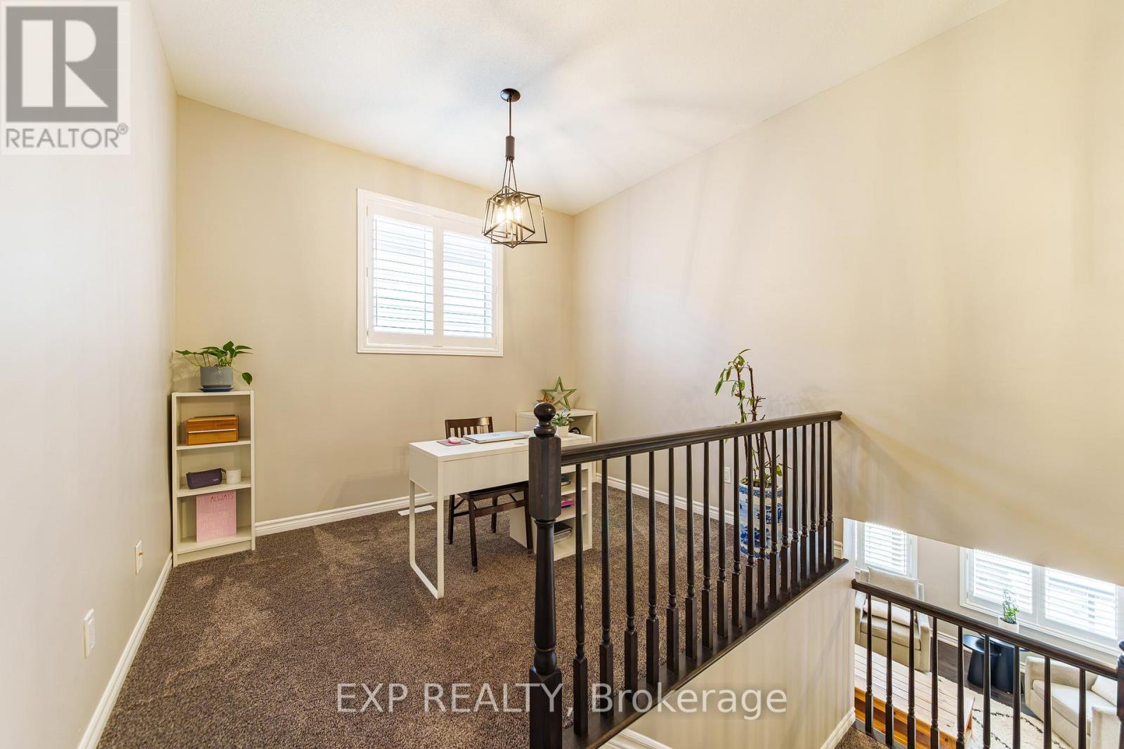 840 STALLION CRESCENT - 19