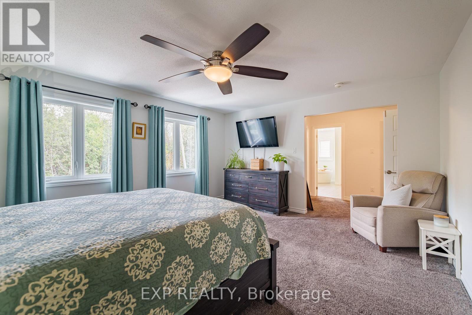840 STALLION CRESCENT - 23
