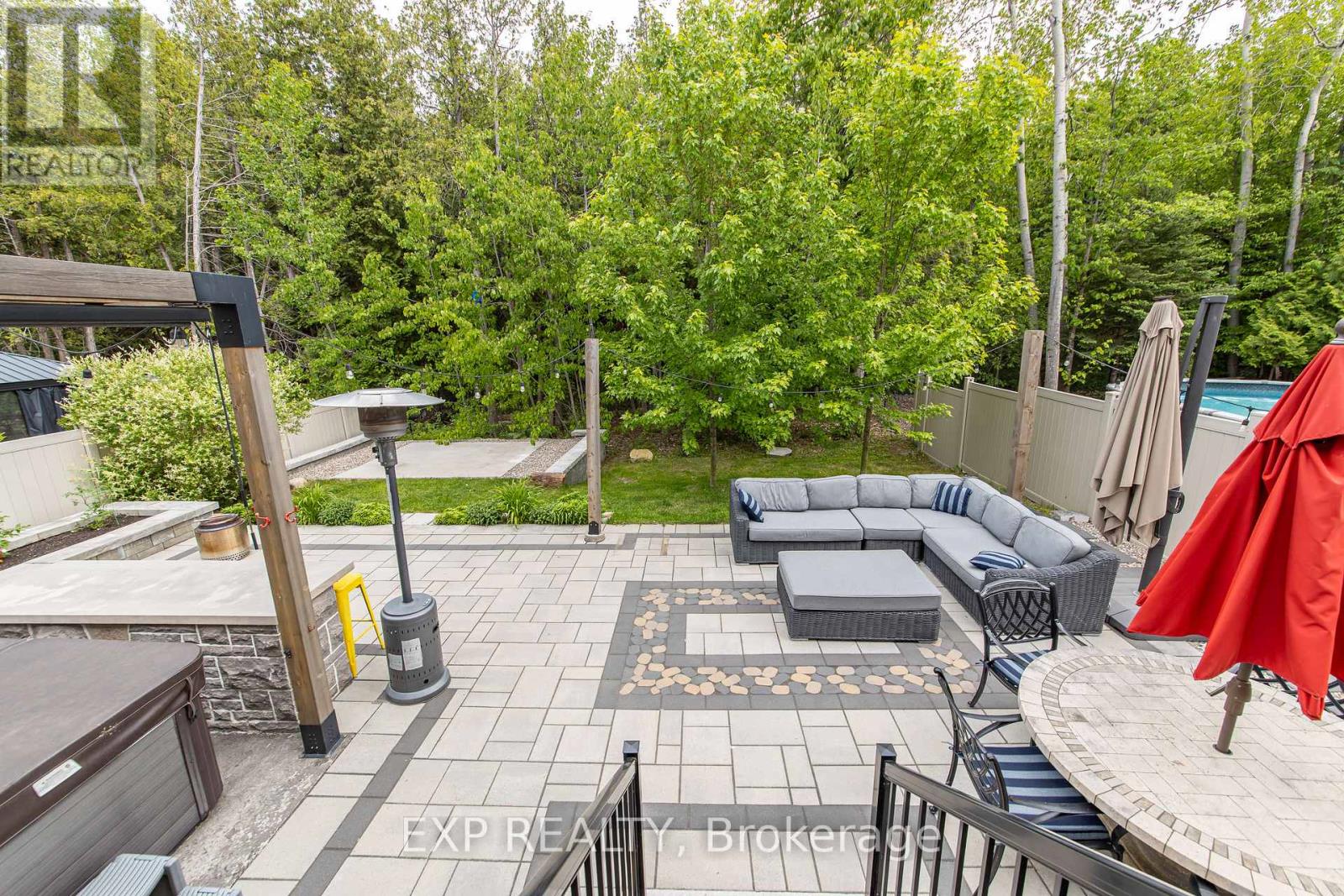 840 STALLION CRESCENT - 41