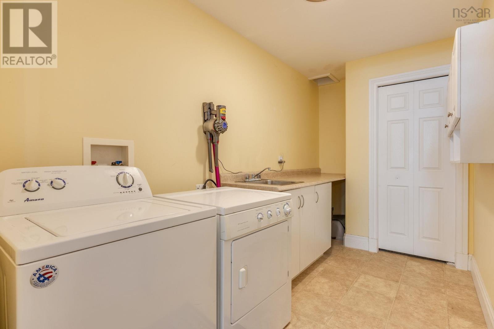 88 BellBrook Crescent - 35