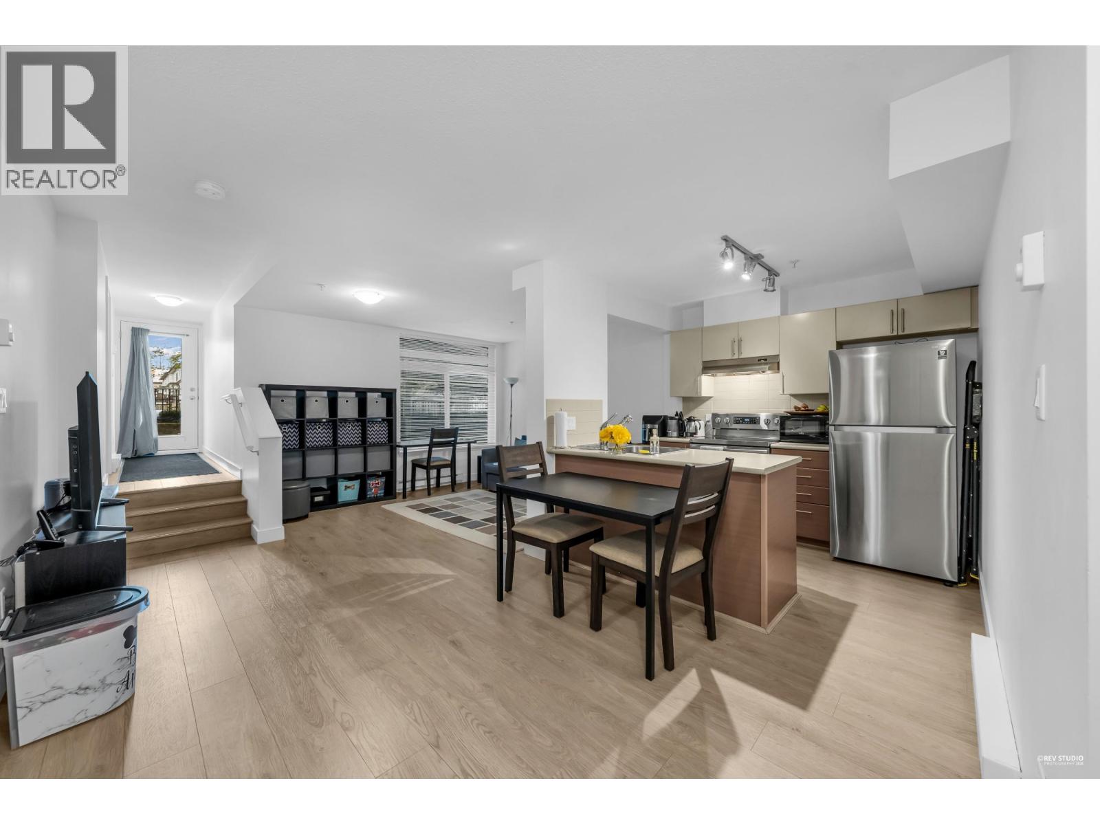 2 Bed, 2 Bath Apartment for Sale in Vancouver – 103 5692 KINGS ROAD, Vancouver – MLS# R3148358 - Image 2