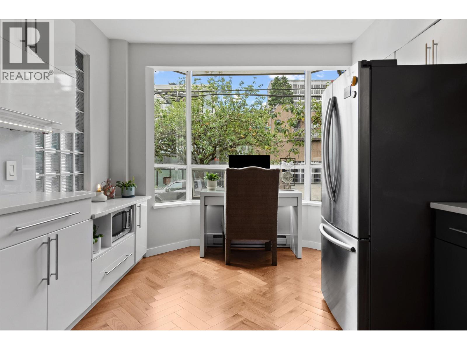 2 Bed, 2 Bath House for Sale in Vancouver – 13 939 W 7TH AVENUE, Vancouver – MLS# R3148379 - Image 11