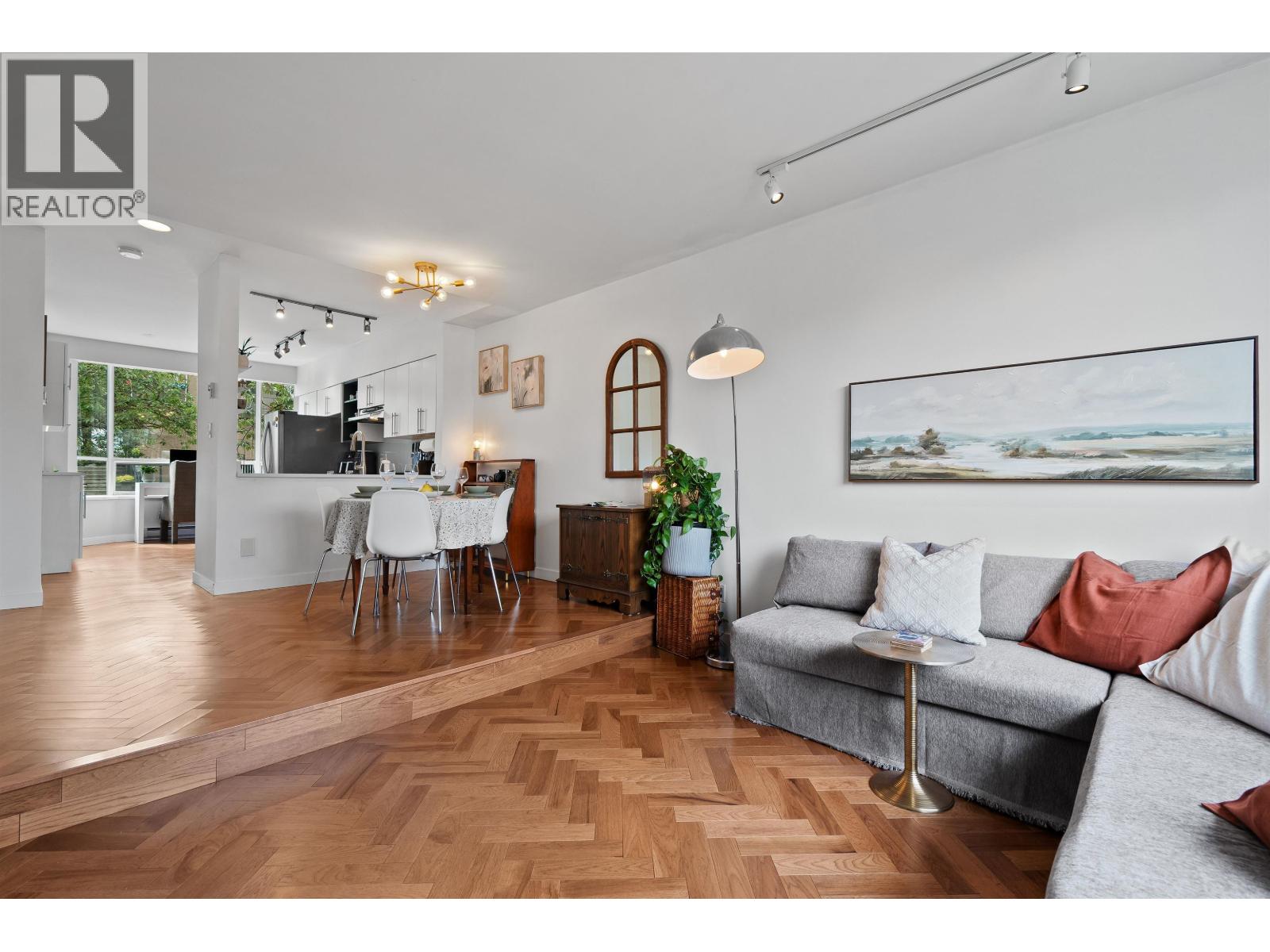 2 Bed, 2 Bath House for Sale in Vancouver – 13 939 W 7TH AVENUE, Vancouver – MLS# R3148379 - Image 2