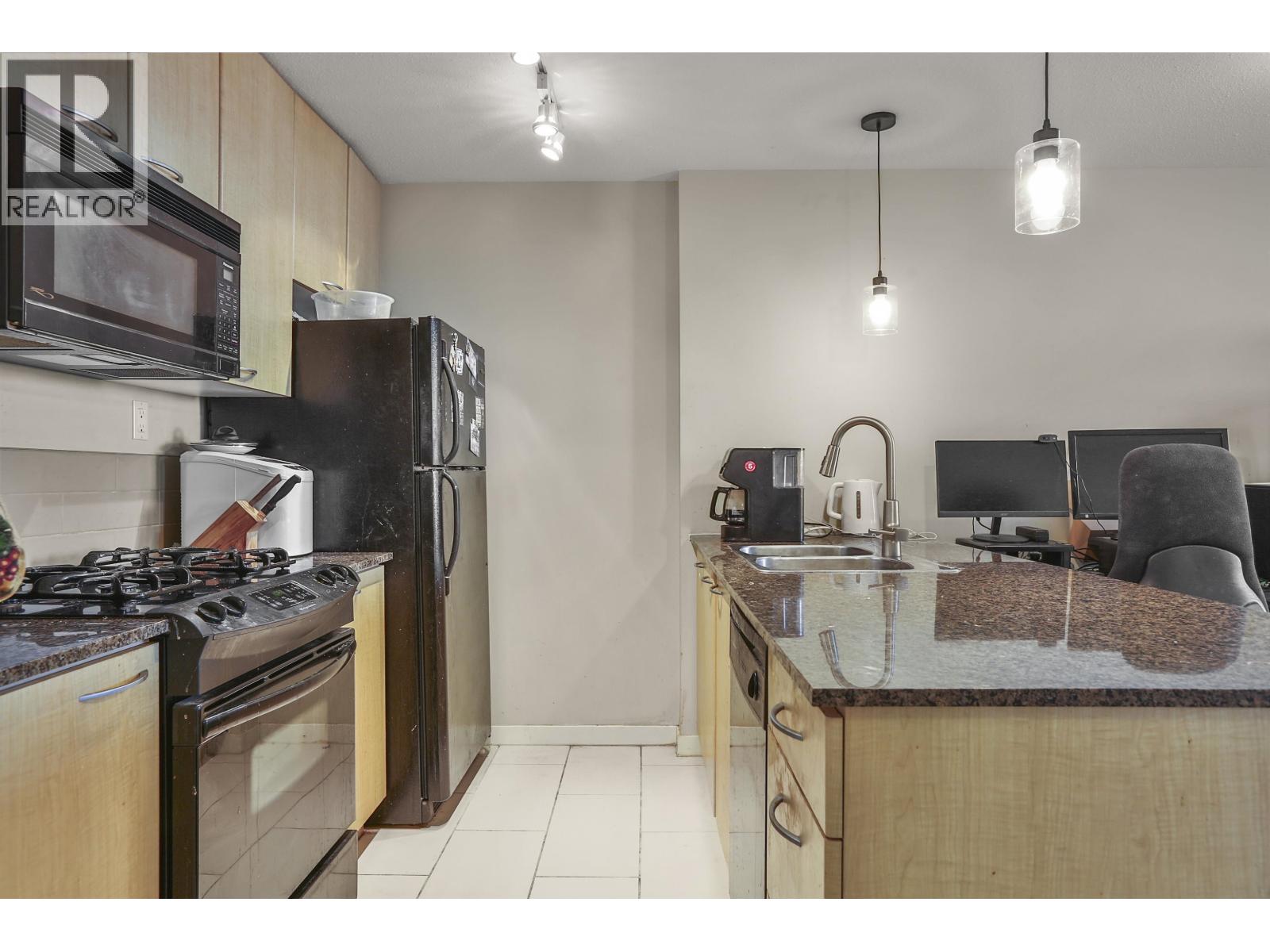 1 Bed, 1 Bath House for Sale in Burnaby – 2001 7178 COLLIER STREET, Burnaby – MLS# R3148380 - Image 5