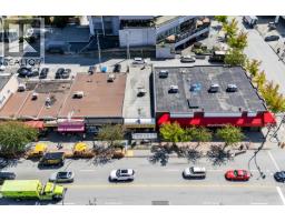 1520 Lonsdale Avenue, North Vancouver, BC V7M2J3 Photo 6