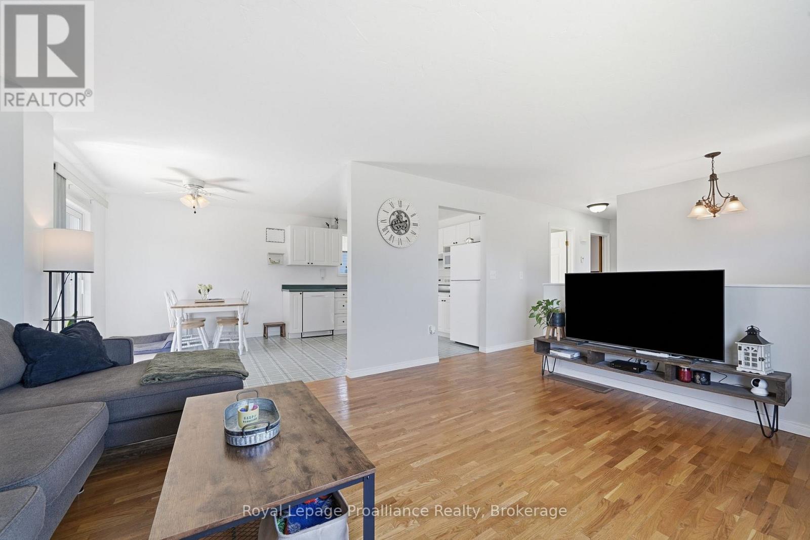 50 OCTAVIA STREET - 17