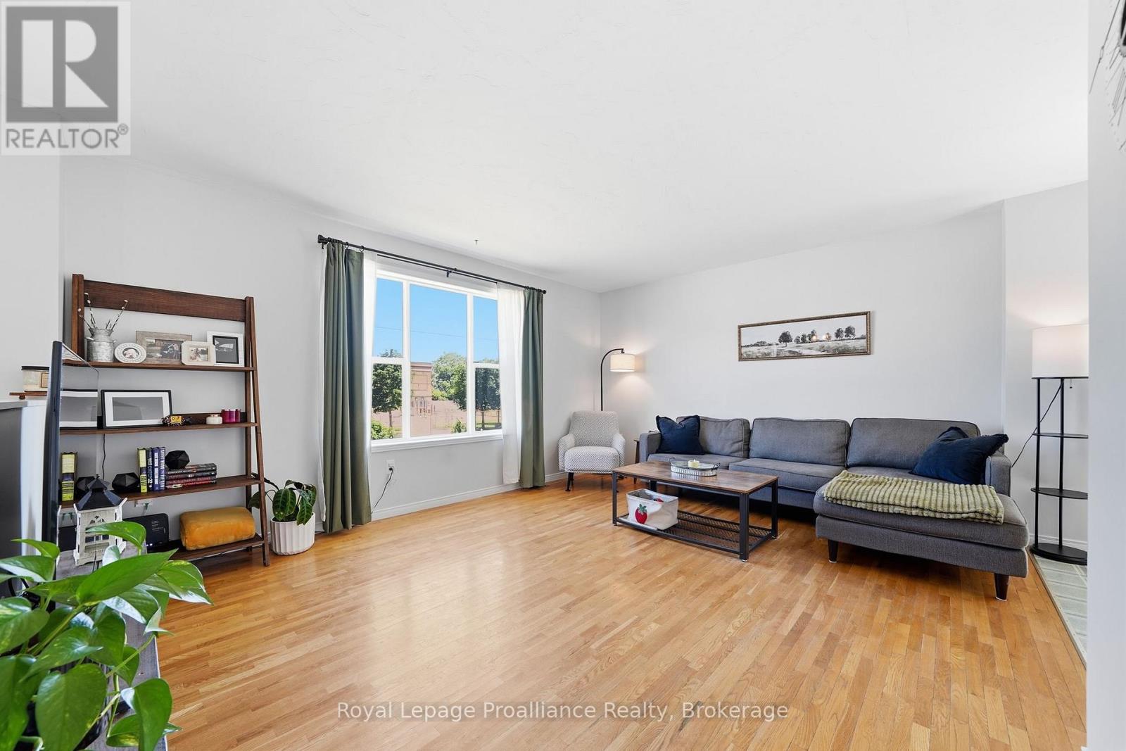 50 OCTAVIA STREET - 13