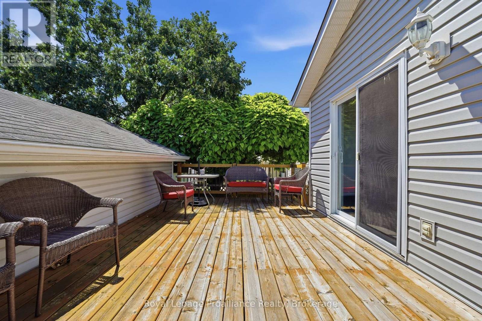 50 OCTAVIA STREET - 40