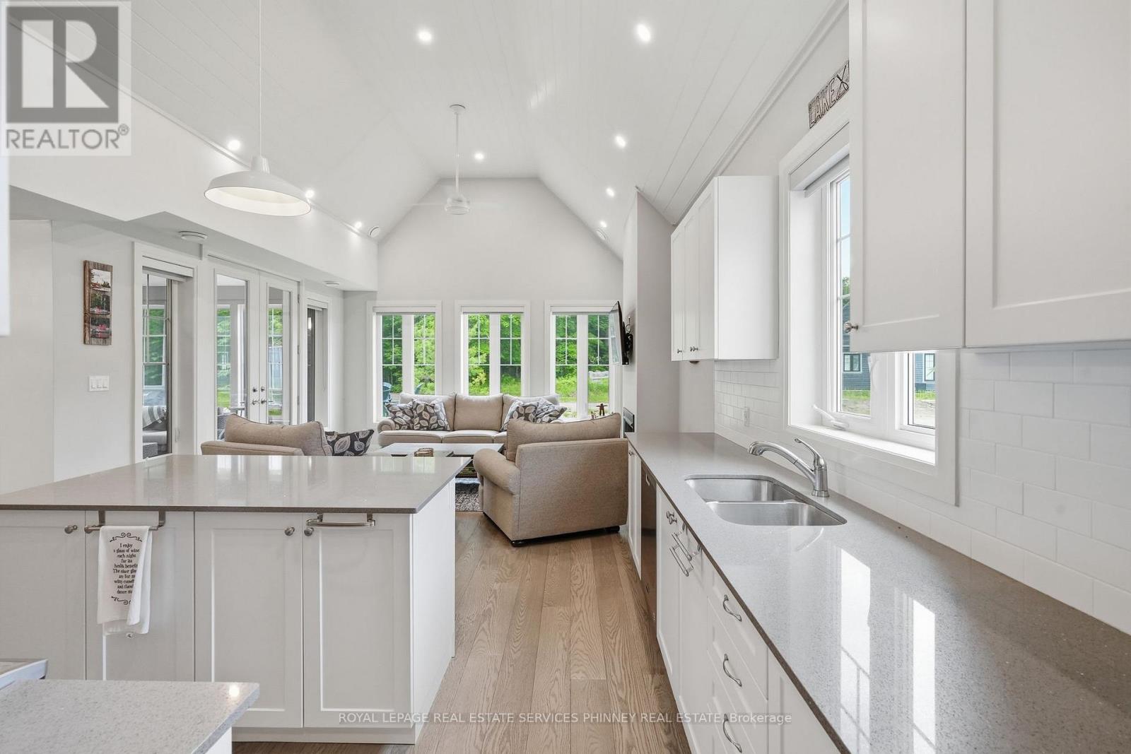 #43 2054 PENINSULA ROAD - 12