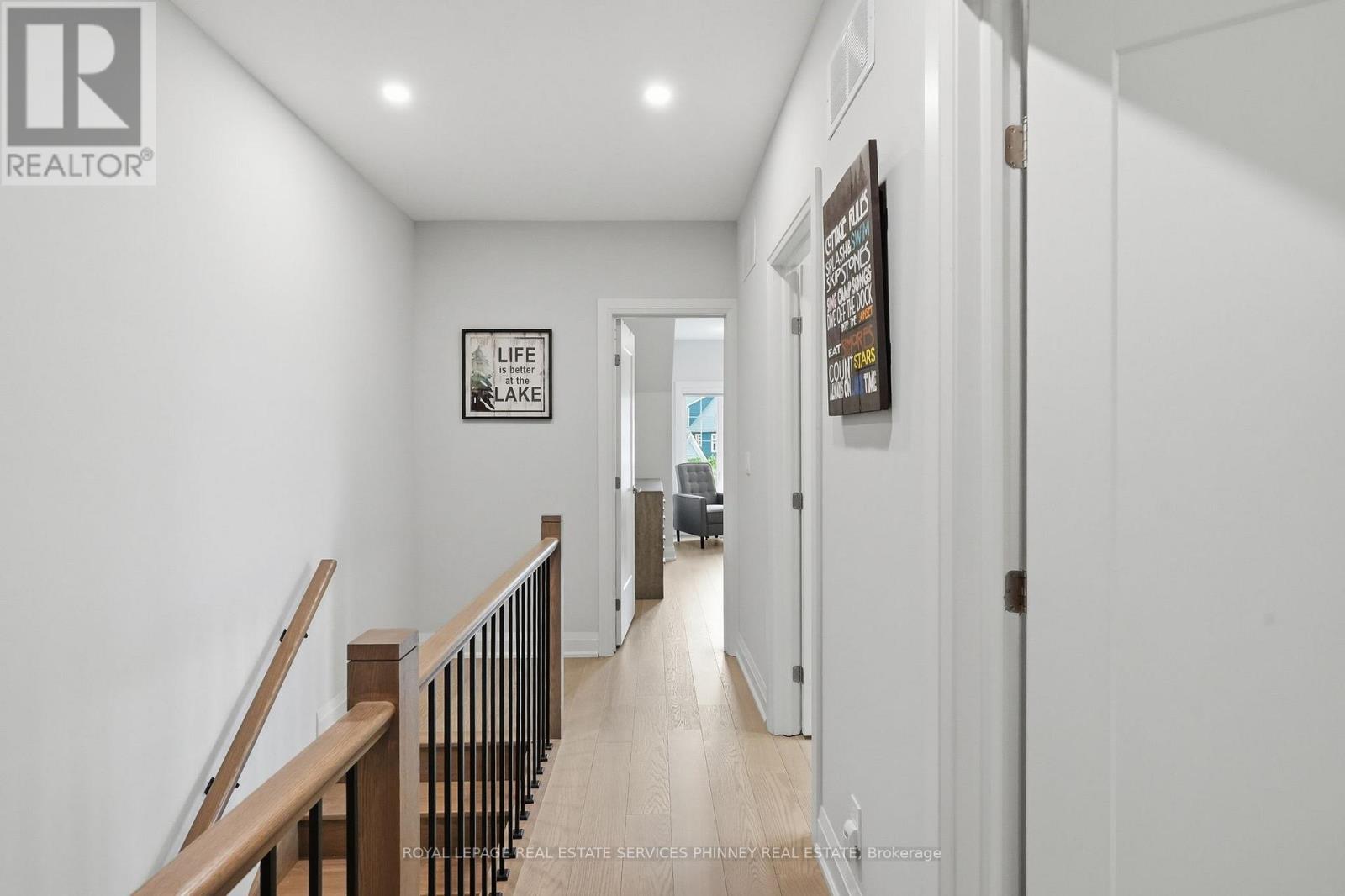 #43 2054 PENINSULA ROAD - 23