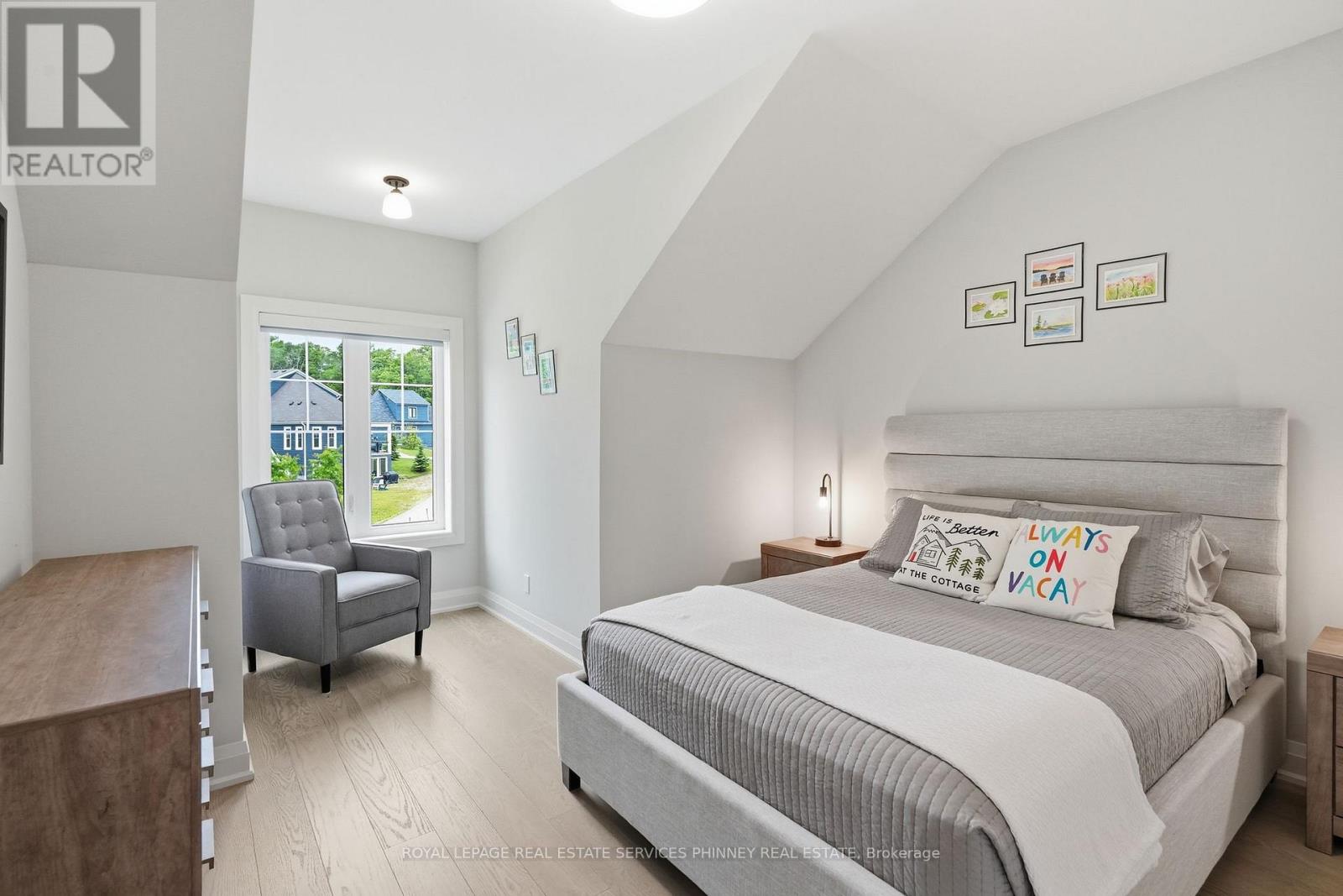 #43 2054 PENINSULA ROAD - 26