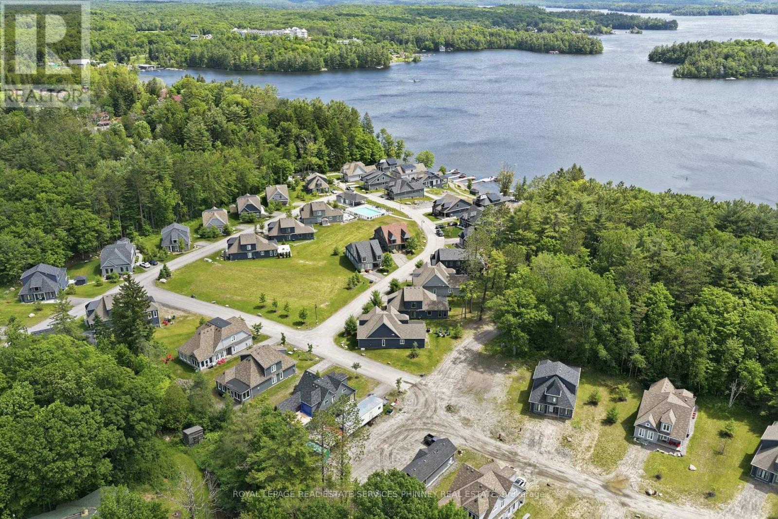 #43 2054 PENINSULA ROAD - 29