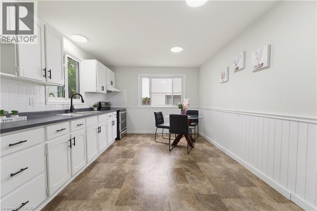 61 BALFOUR Crescent - 9