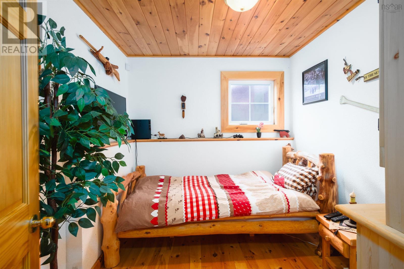 2932 Cape Gegogan Road - 28