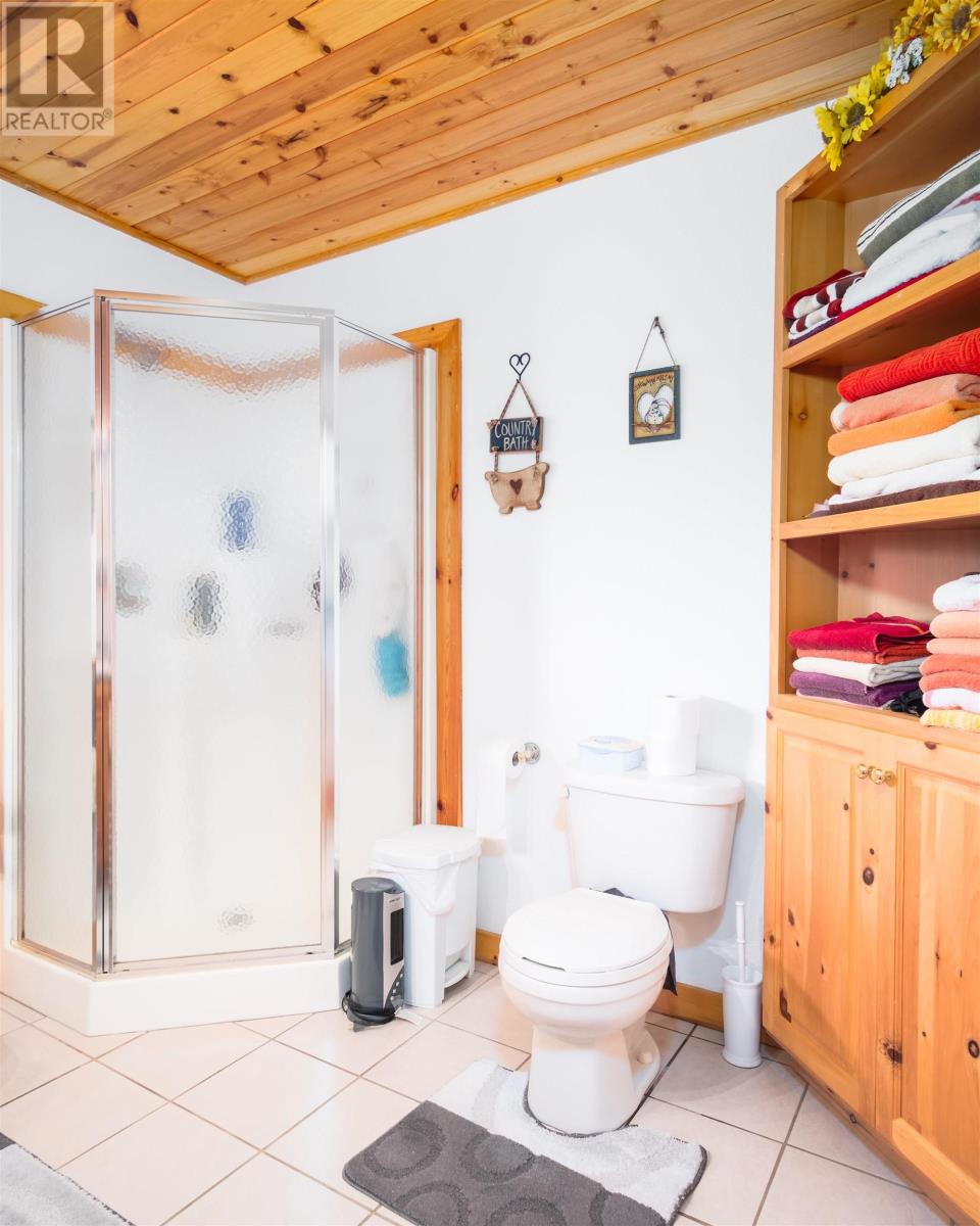 2932 Cape Gegogan Road - 26