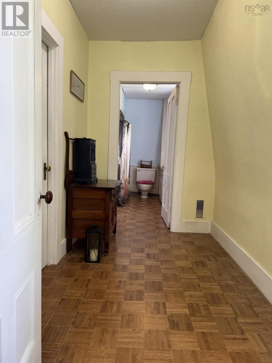 192 Belleville Road - 30