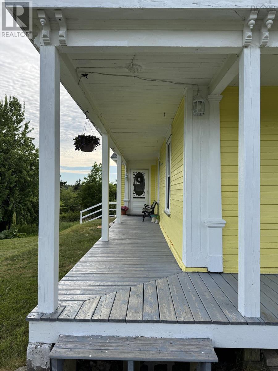 192 Belleville Road - 5