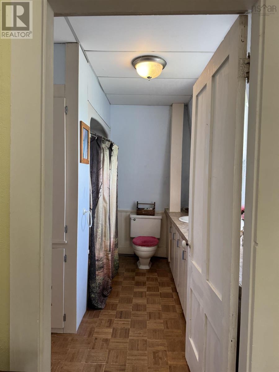 192 Belleville Road - 31