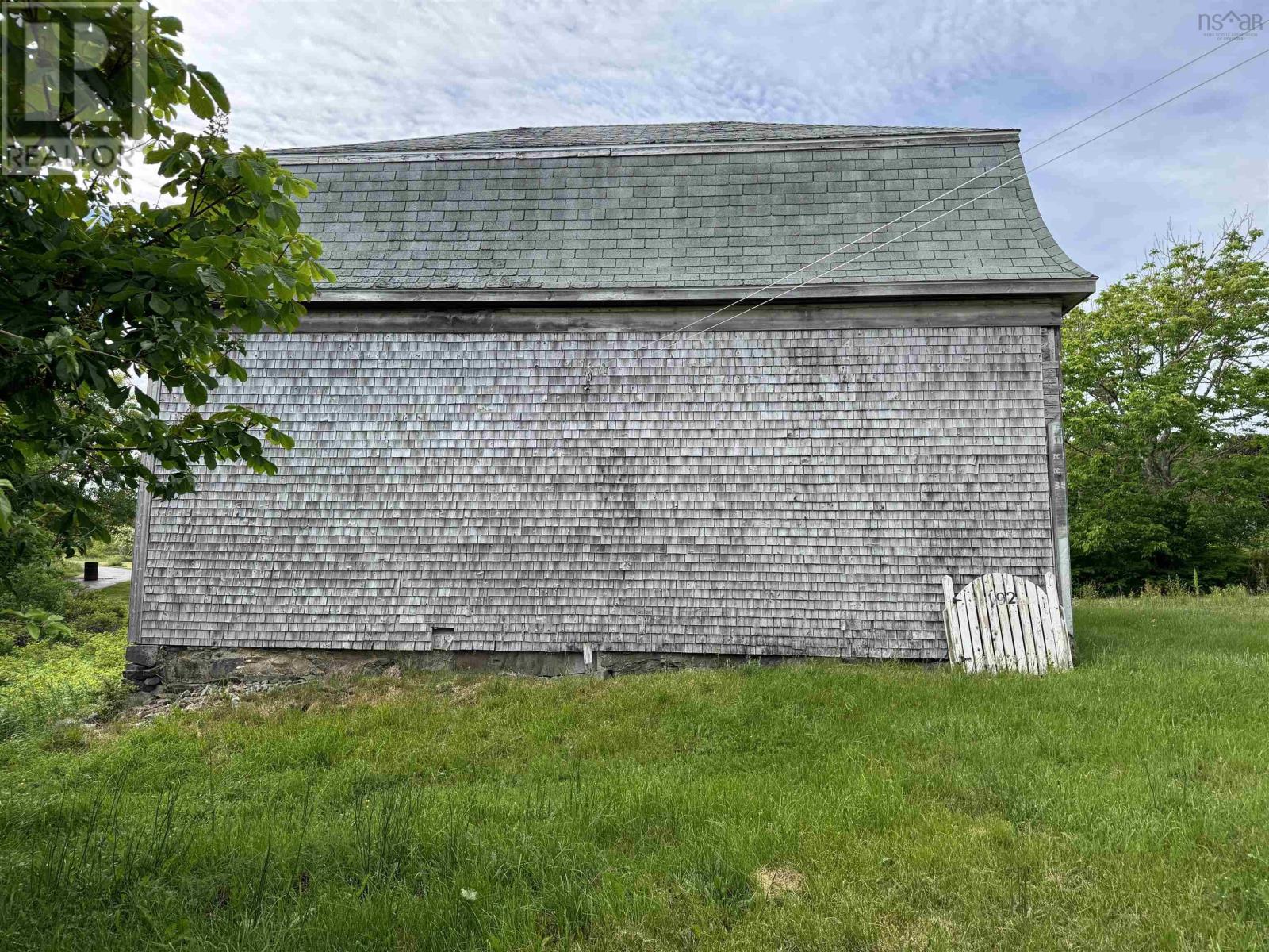 192 Belleville Road - 39
