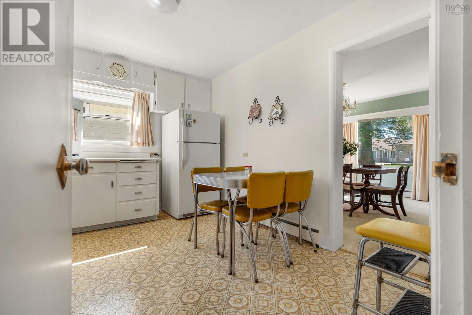 7 ROOSEVELT Avenue - 18