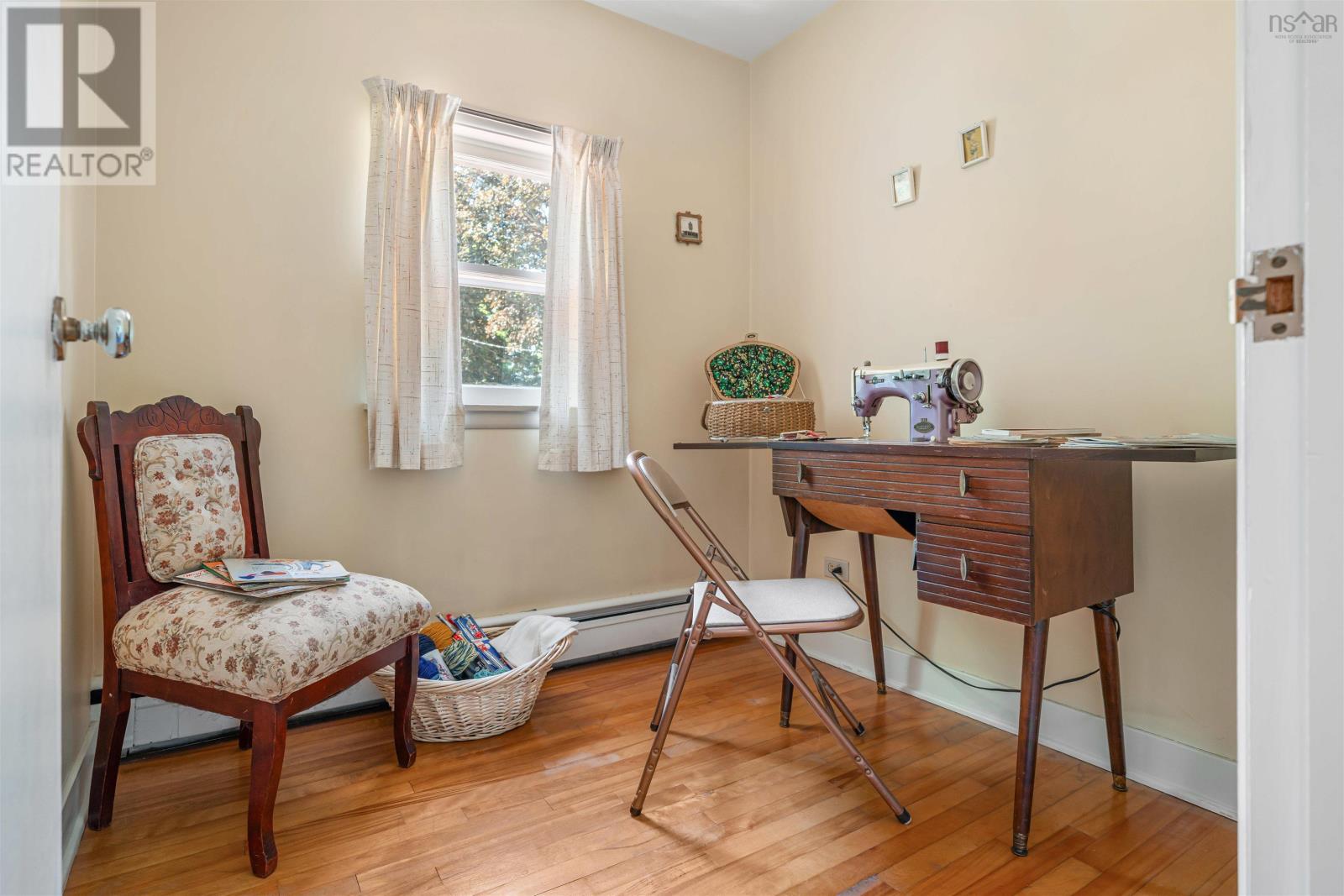 7 ROOSEVELT Avenue - 32