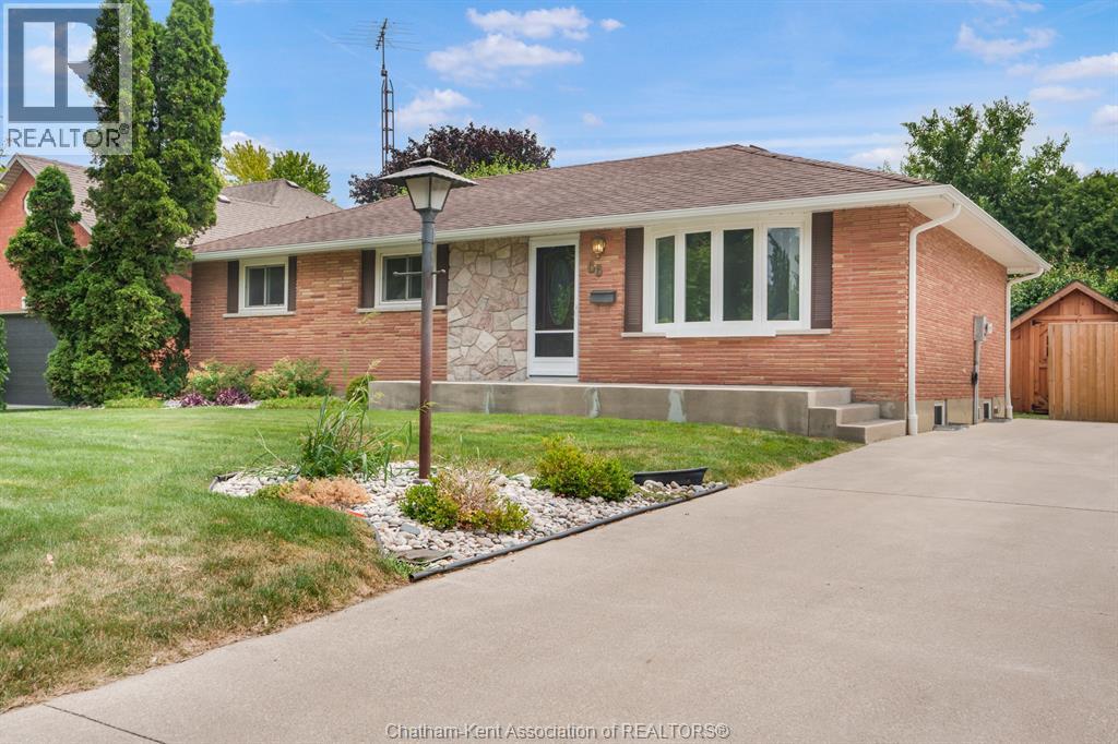 66 HOLLAND AVENUE - 1