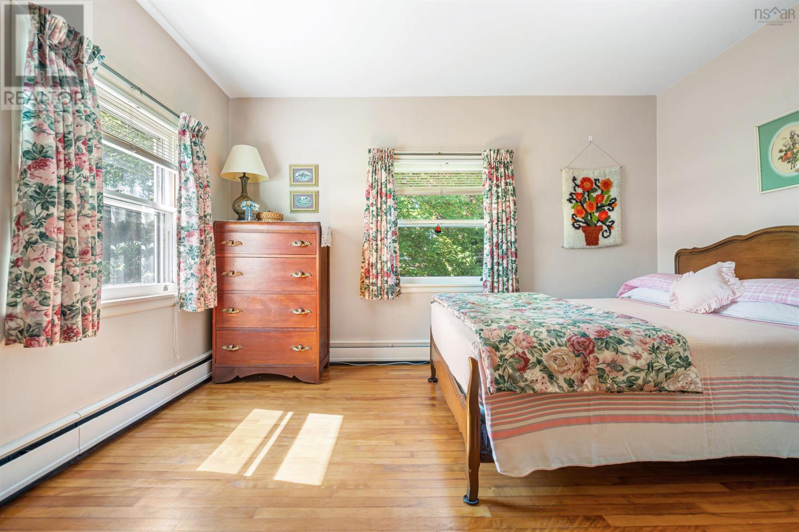 7 ROOSEVELT Avenue - 29