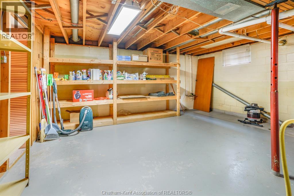 66 HOLLAND AVENUE - 28