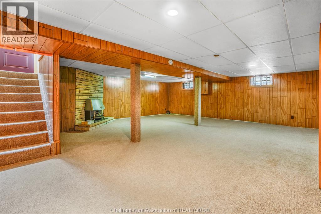 66 HOLLAND AVENUE - 30