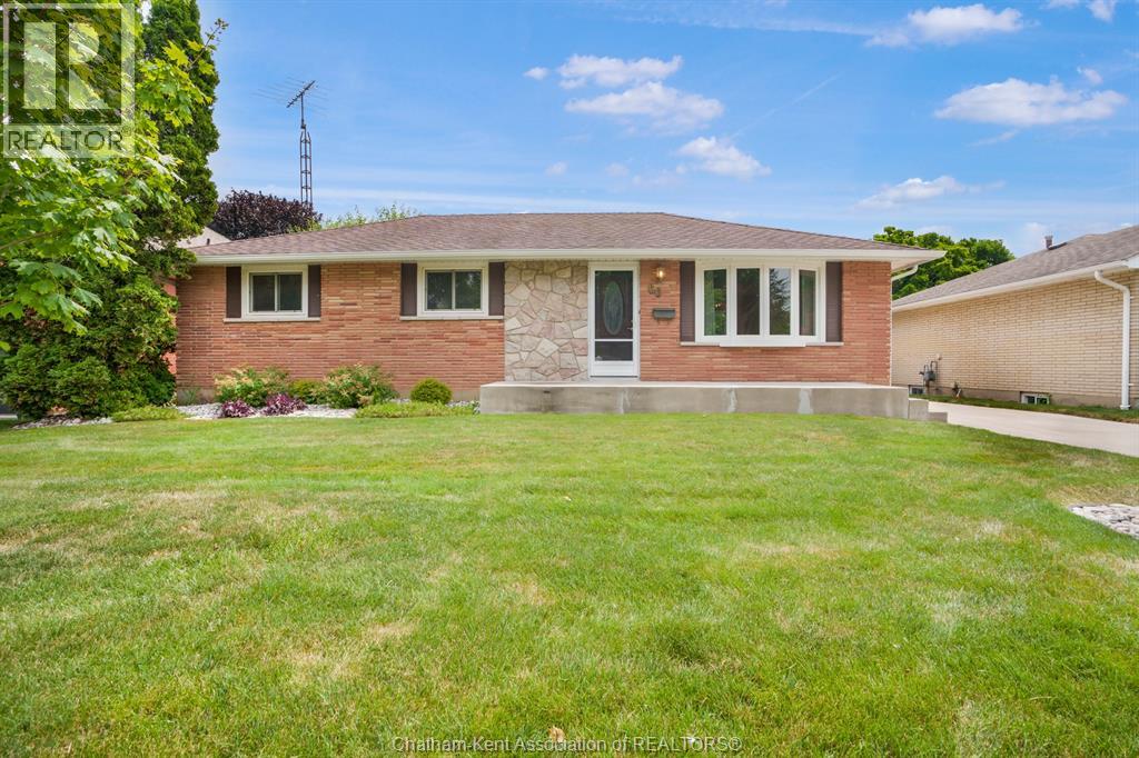 66 HOLLAND AVENUE - 2