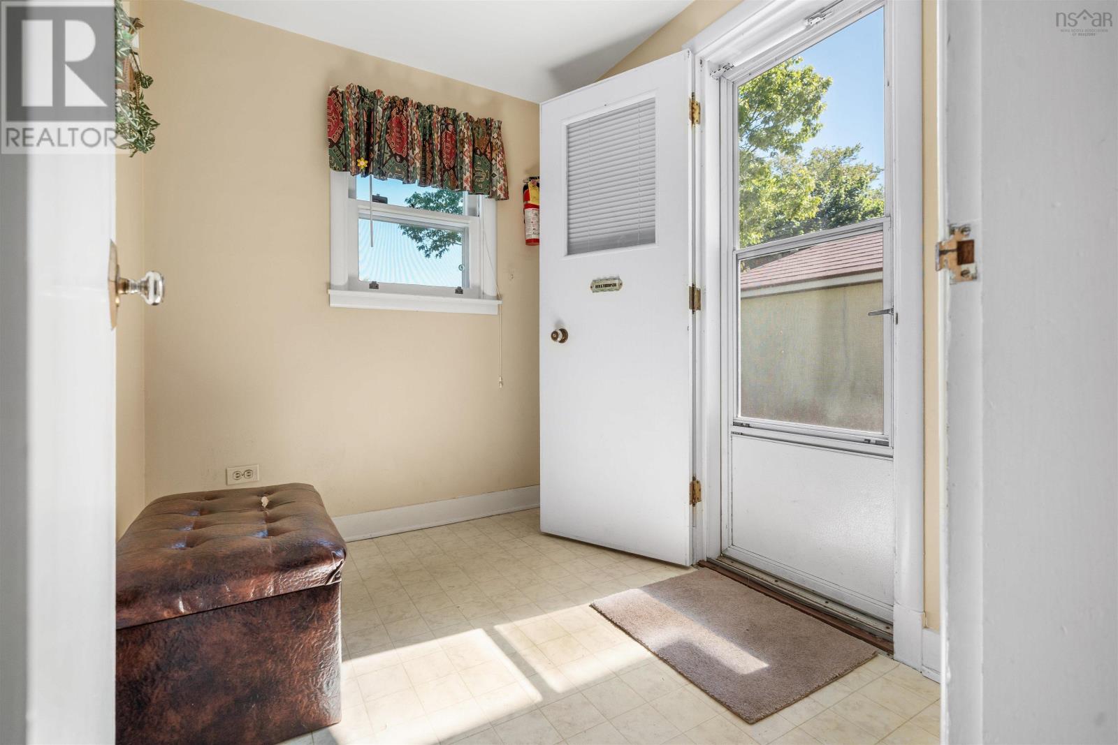 7 ROOSEVELT Avenue - 21