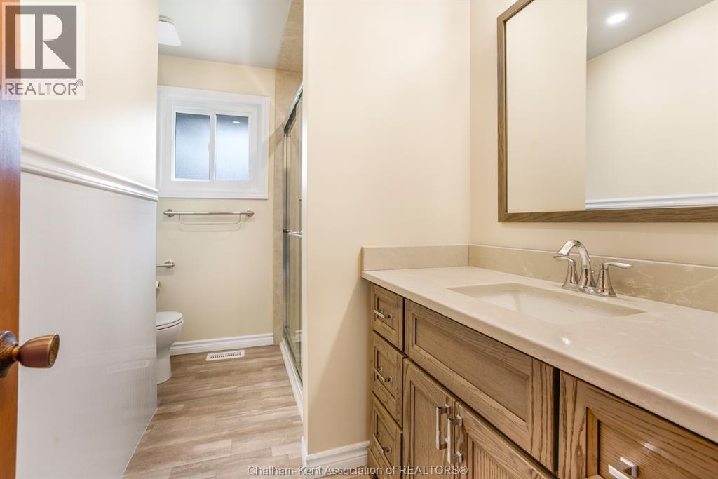 66 HOLLAND AVENUE - 13